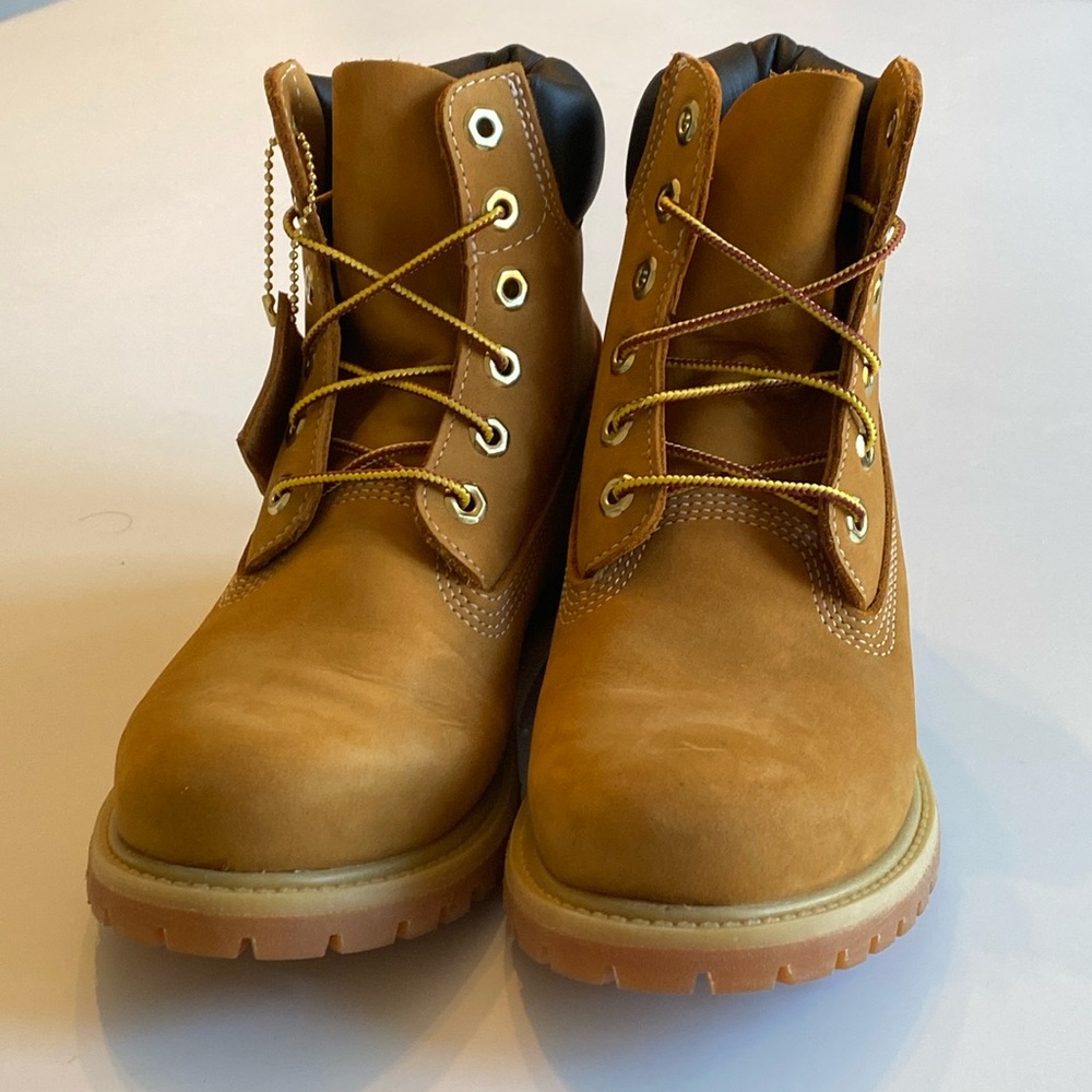 Timberland Men’s Waterproof Boot - Size 7.5